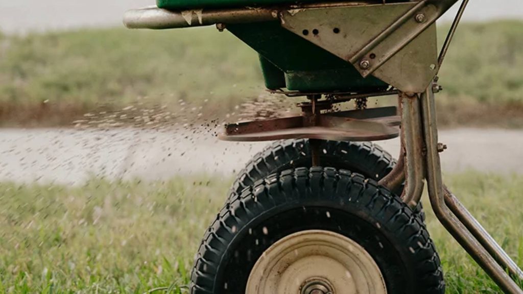 personal fertilization programs for your lawn